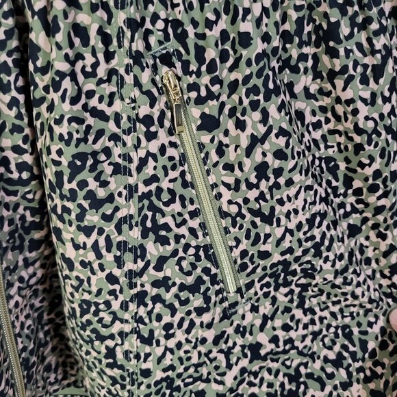 Chico's Zenergy Women's SZ 2/LG Cheetah Animal Print Anorak Jacket Green Pink - Picture 5 of 9